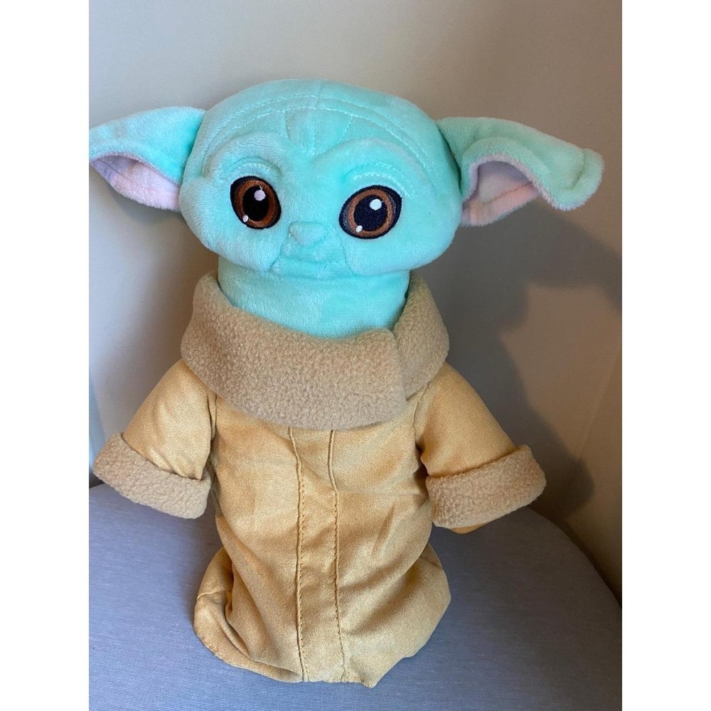 Disney Star Wars Baby Yoda Plush Stuffed Animal The Mandalorian s3